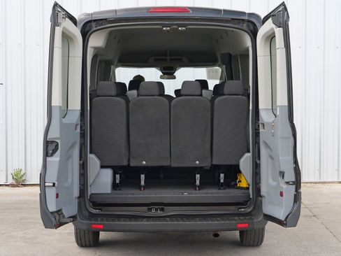 Used 2015 Ford Transit 350 XLT image 9