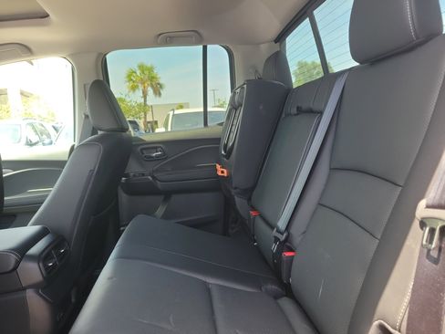 Used 2025 Honda Ridgeline RTL image 13