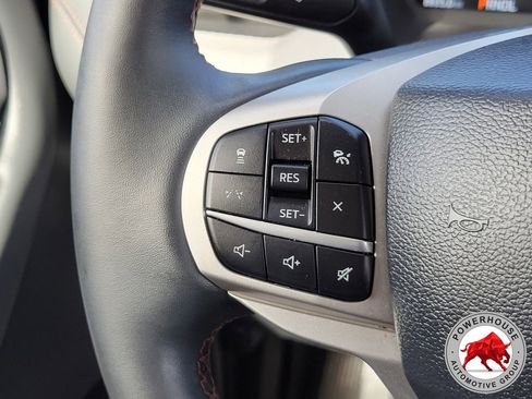 Certified 2025 Ford Explorer Active image 30