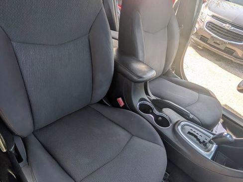 Used 2014 Chrysler 200 LX FWD image 13