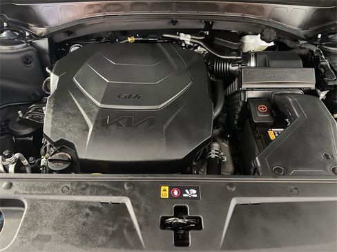 Used 2024 Kia Telluride SX image 37