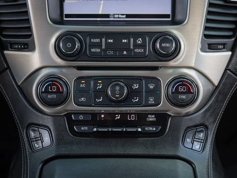 Used 2019 GMC Yukon Denali w/ Denali Ultimate Package AWD/4WD image 27