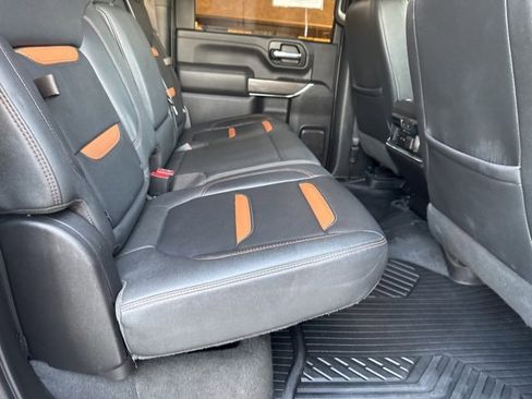 Used 2023 GMC Sierra 2500 AT4 image 21