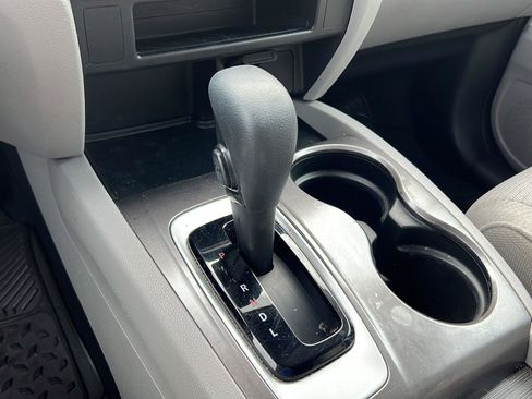 Used 2017 Honda Pilot LX image 17