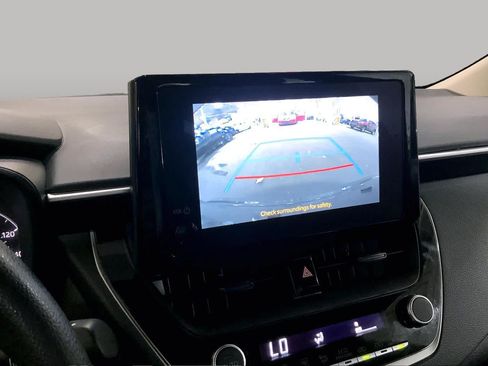 Used 2024 Toyota Corolla LE FWD image 27
