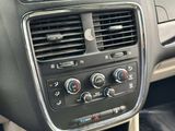 Used 2019 Dodge Grand Caravan SXT image 5
