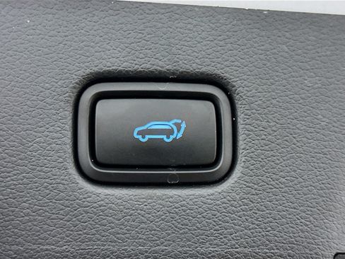 Used 2025 Hyundai Palisade SEL AWD/4WD image 32