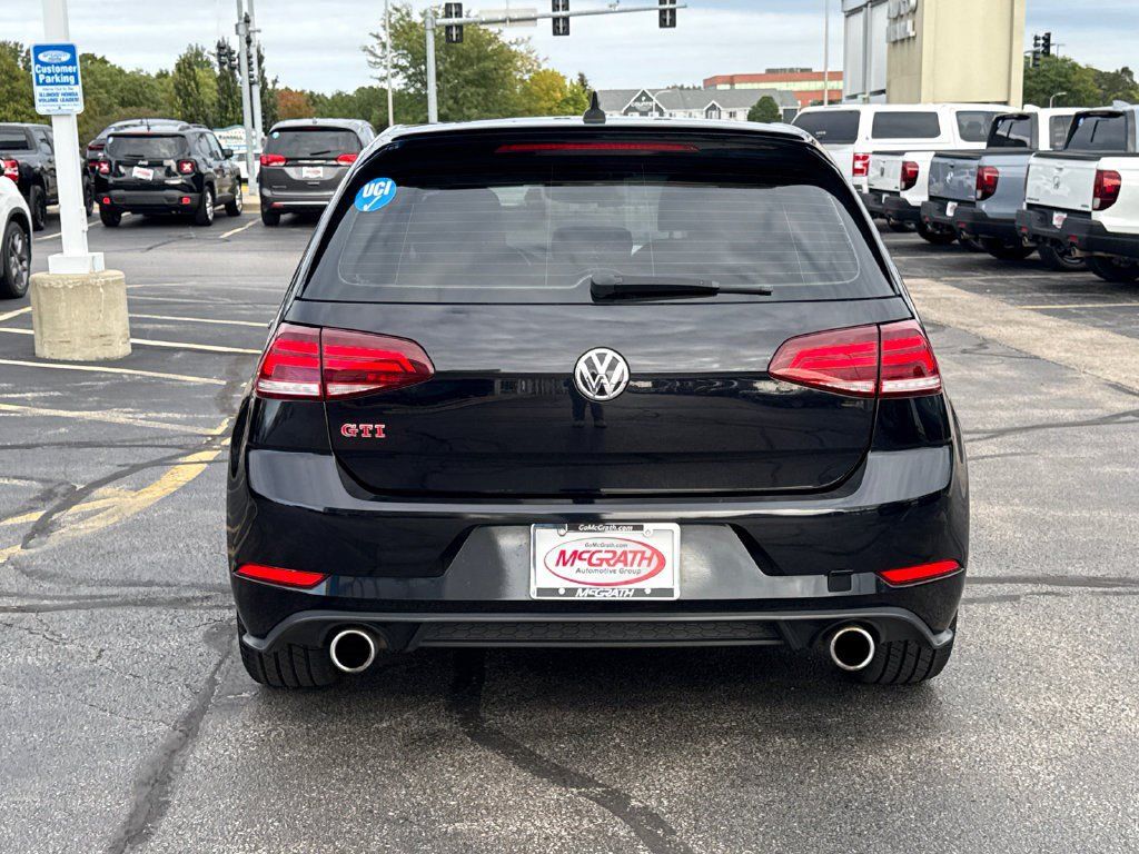 Used 2021 Volkswagen GTI SE FWD image 10