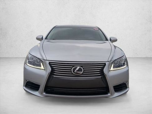 Used 2017 Lexus LS 460 LS 460 image 2