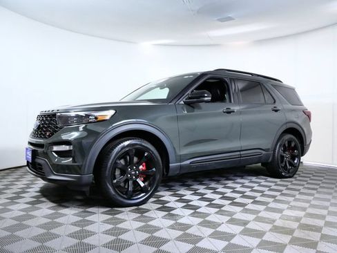 Used 2023 Ford Explorer ST w/ Equipment Group 401A AWD/4WD image 2