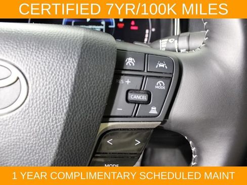 Used 2025 Toyota Camry SE FWD image 21