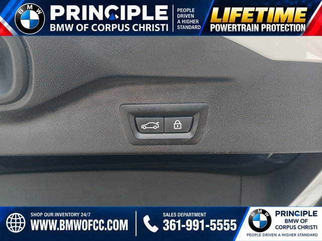 Used 2023 BMW X5 sDrive40i w/ M Sport Package RWD image 13