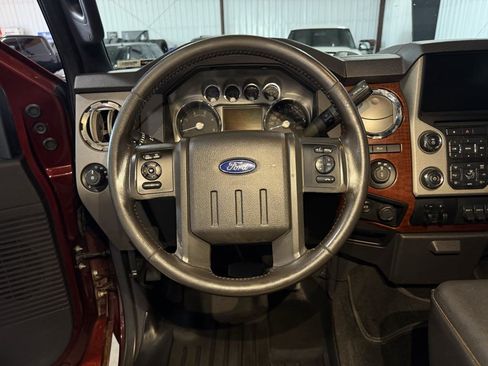Used 2015 Ford F250 Lariat w/ Lariat Ultimate Package AWD/4WD image 34