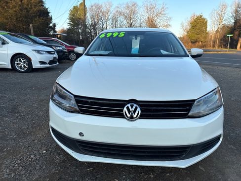 Used 2014 Volkswagen Jetta SE image 3