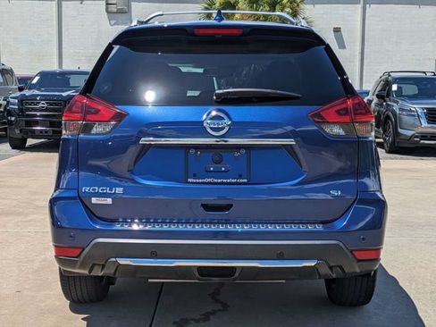 Used 2019 Nissan Rogue SL w/ Premium Package FWD image 6
