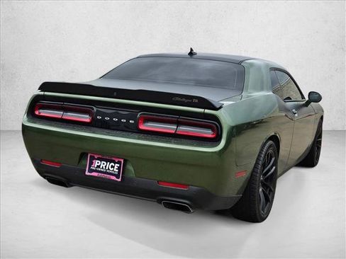 Used 2021 Dodge Challenger R/T Scat Pack w/ T/A Package RWD image 5