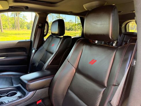 Used 2025 Dodge Durango R/T w/ Blacktop Package AWD/4WD image 11