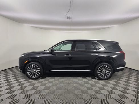 Used 2023 Hyundai Palisade Calligraphy AWD/4WD image 2