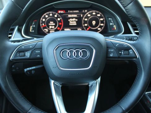 Used 2017 Audi Q7 3.0T Premium Plus AWD/4WD image 14