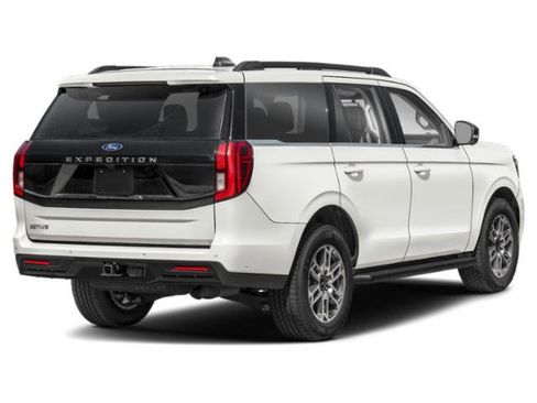 New 2026 Ford Expedition Active RWD image 2