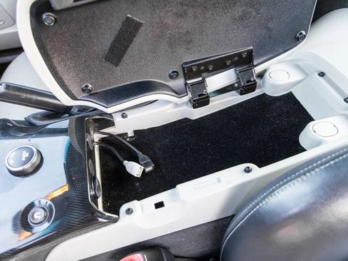 Used 2008 Chevrolet Corvette Coupe w/ Preferred Equipment Group image 37