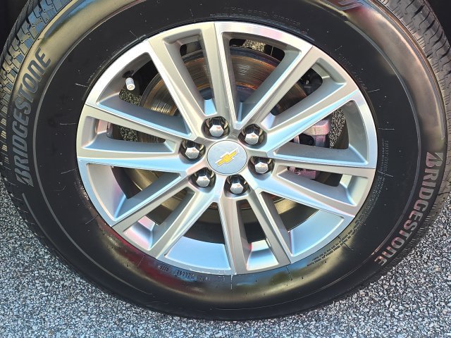 Certified 2023 Chevrolet Traverse LT FWD image 10