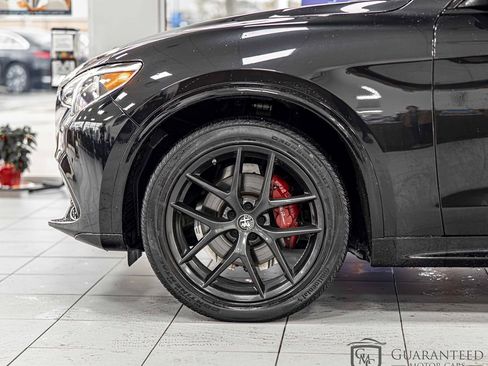 Used 2021 Alfa Romeo Stelvio Ti Sport AWD/4WD image 7