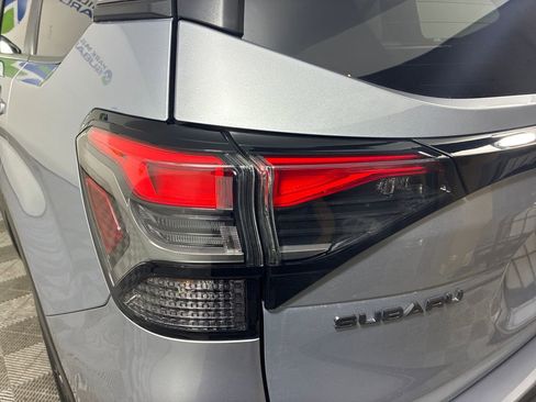 Certified 2025 Subaru Forester Limited image 11