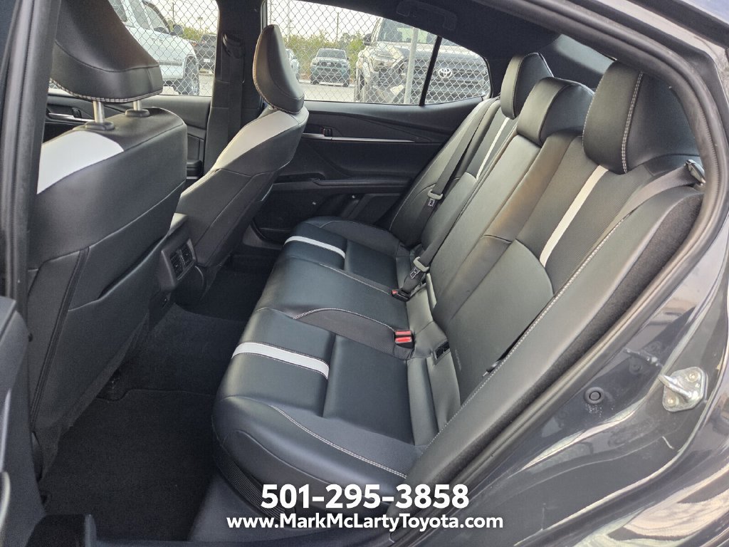 Used 2025 Toyota Camry SE FWD image 7