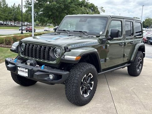 Used 2024 Jeep Wrangler Unlimited Rubicon 4xe AWD/4WD image 12