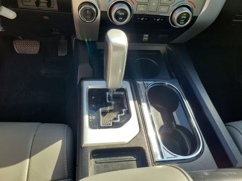Used 2018 Toyota Tundra Limited w/ Limited Premium Package image 24
