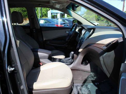 Used 2018 Hyundai Santa Fe Sport w/ 2.4L Tech Package 04 image 32