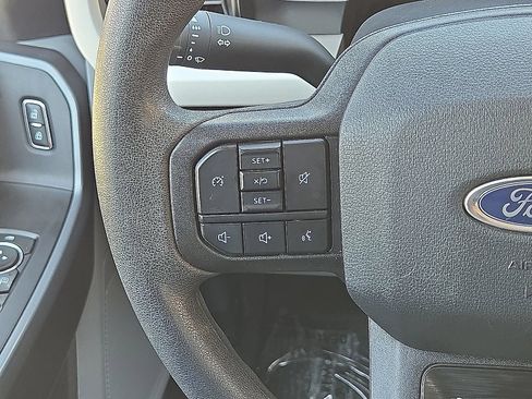 Used 2025 Ford F250 XLT w/ FX4 Off-Road Package AWD/4WD image 19