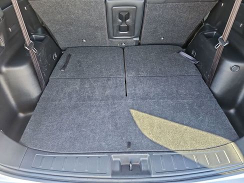 Used 2024 Mitsubishi Outlander SE image 34