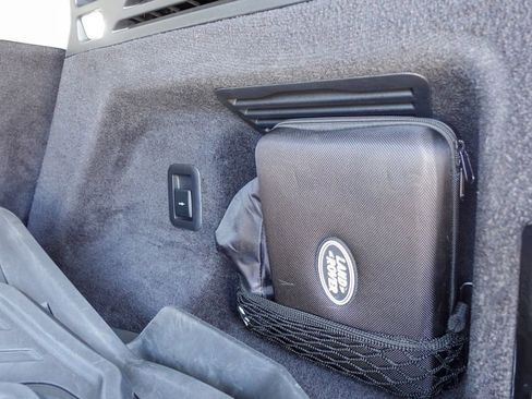 Used 2023 Land Rover Range Rover Sport SE image 36