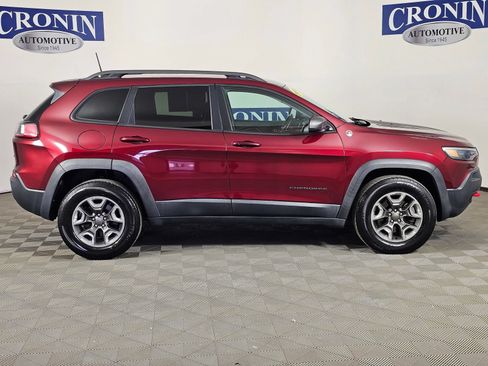 Used 2019 Jeep Cherokee Trailhawk w/ Cold Weather Group AWD/4WD image 31