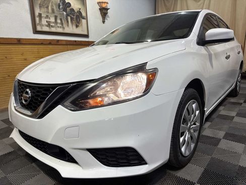 Used 2019 Nissan Sentra S FWD image 5