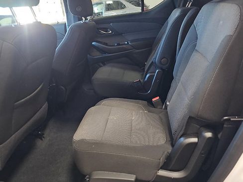 Used 2023 Chevrolet Traverse LT AWD/4WD image 19