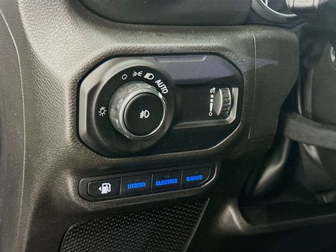 Used 2023 Jeep Wrangler Unlimited Rubicon 4xe w/ Steel Bumper Group image 17