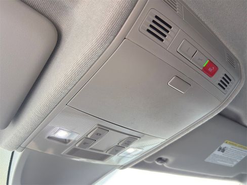 Used 2024 Volkswagen Tiguan S w/ MDO Package, Three-Row image 29