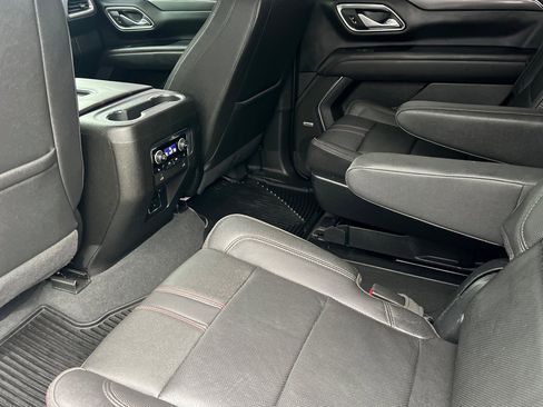 Used 2022 Chevrolet Tahoe RST w/ Sport Performance Package image 9