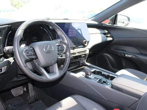 Used 2025 Lexus RX 350 Premium w/ Accessory Package (Z1) FWD image 12