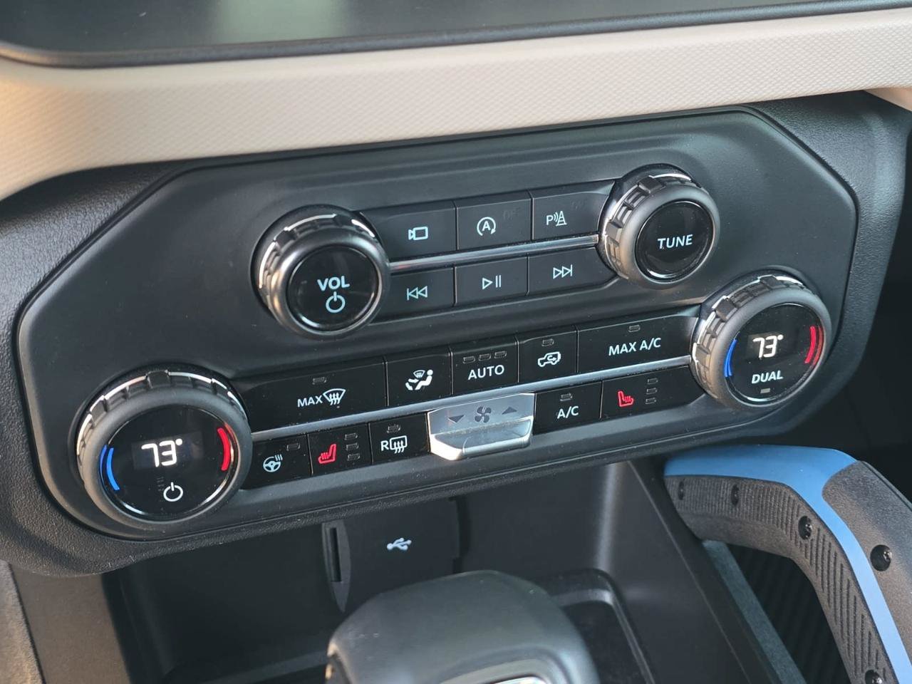 Used 2023 Ford Bronco Wildtrak AWD/4WD image 31