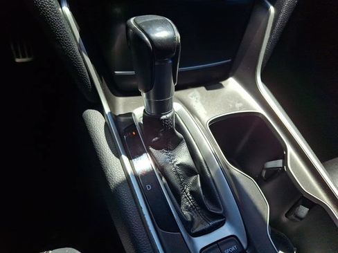 Used 2019 Honda Accord Sport image 14