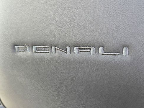 New 2026 GMC Acadia Denali w/ Super Cruise Package image 20