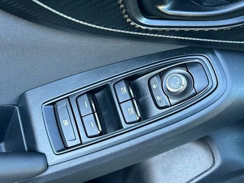 Used 2023 Subaru Crosstrek 2.0i Premium image 13