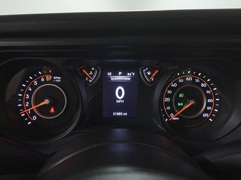 Used 2024 Jeep Gladiator Sport image 15