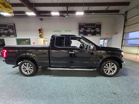 Used 2016 Ford F150 Lariat w/ Equipment Group 502A Luxury image 5