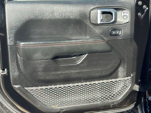 Used 2024 Jeep Gladiator Rubicon image 9