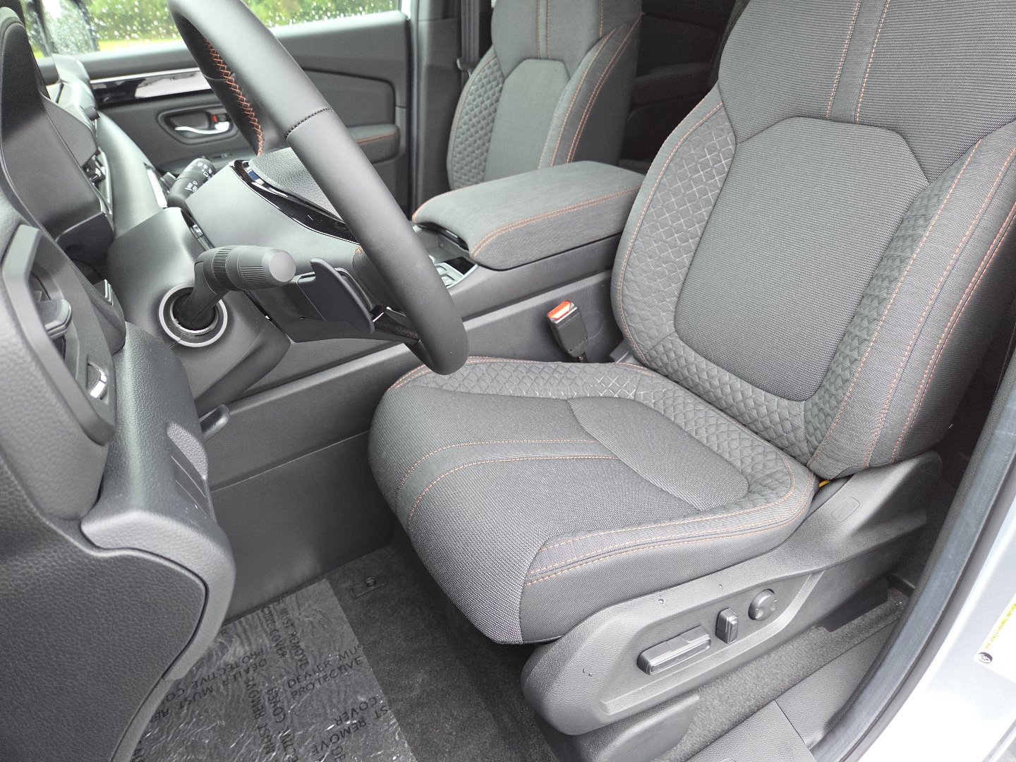 Used 2026 Honda Pilot Sport image 25
